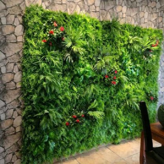 綠意盎然的創(chuàng)新 湖南仿真植物墻引領(lǐng)生態(tài)材料新時(shí)代